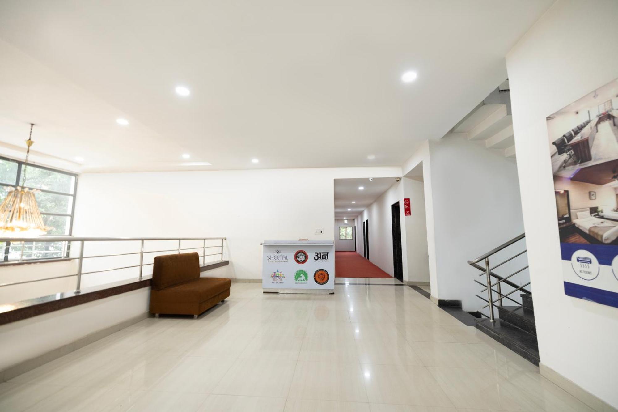 Sheetal International Hotel Rāipur Kültér fotó